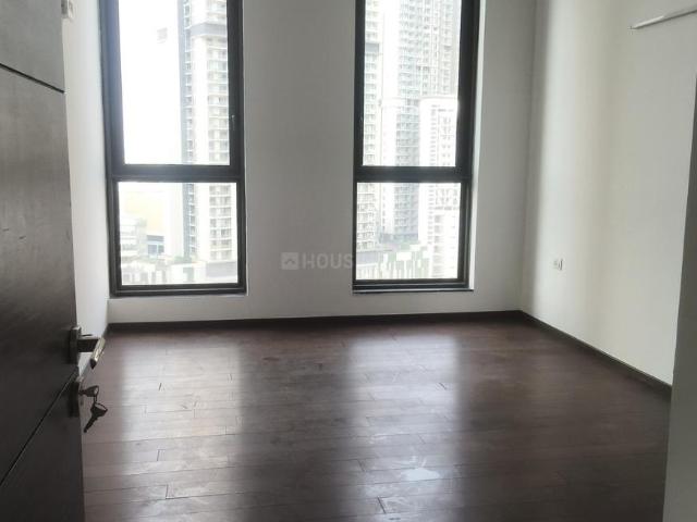 3 BHK Apartment in Sector 65 for rent Gurgaon. The reference number is 19394375