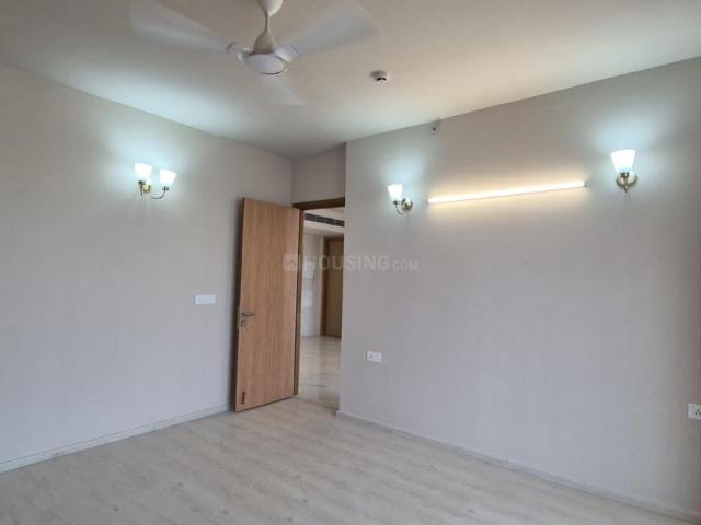 3 BHK Apartment in Sector 65 for rent Gurgaon. The reference number is 20438261