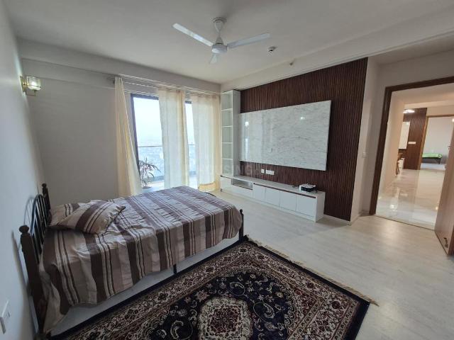 3 BHK Apartment in Sector 65 for rent Gurgaon. The reference number is 20957034