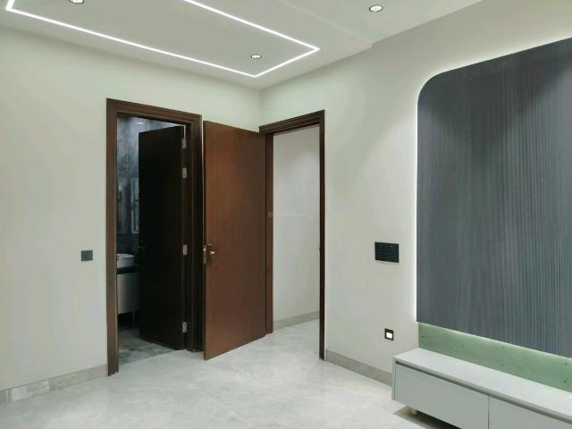 3 BHK Apartment in Sector 65 for rent Gurgaon. The reference number is 20024304
