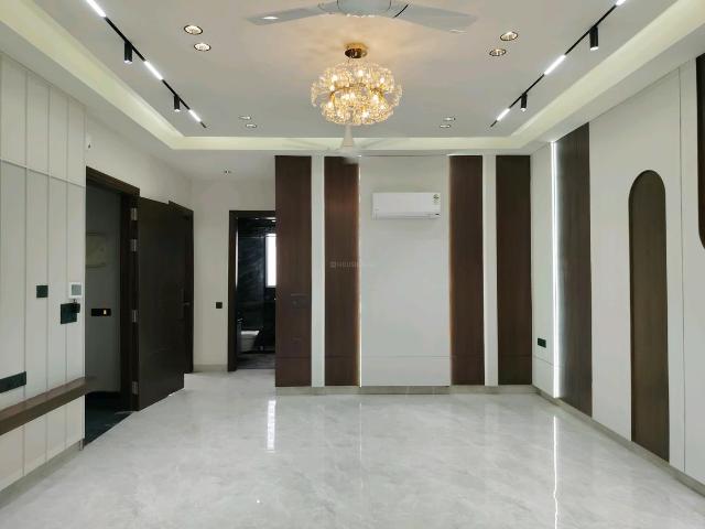 3 BHK Apartment in Sector 65 for rent Gurgaon. The reference number is 20275153