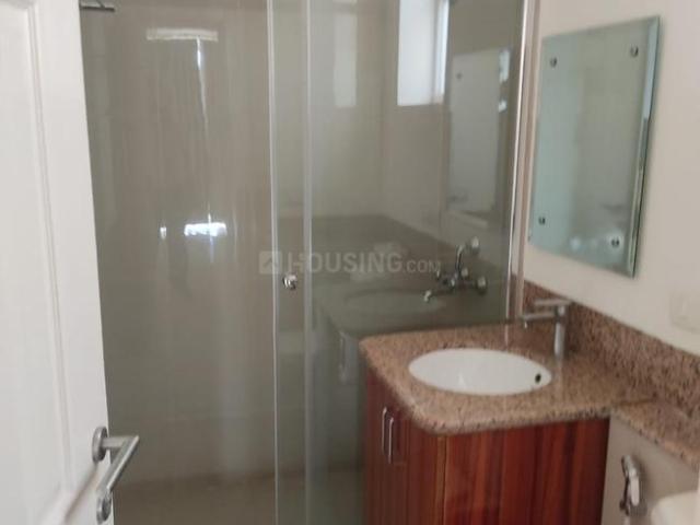 3 BHK Apartment in Sector 65 for rent Gurgaon. The reference number is 20353610