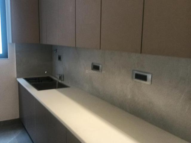 3 BHK Apartment in Sector 67 for rent Gurgaon. The reference number is 16739646