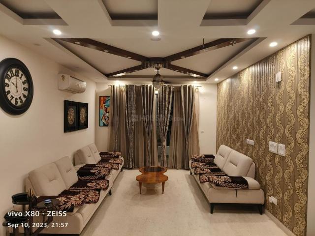 3 BHK Apartment in Sector 67 for rent Gurgaon. The reference number is 19950407