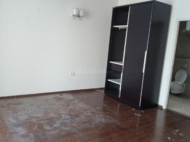 3 BHK Apartment in Sector 67 for rent Gurgaon. The reference number is 19398529