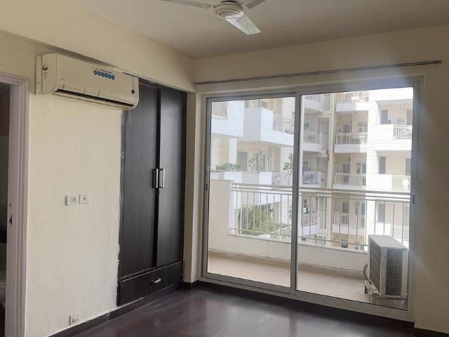 3 BHK Apartment in Sector 67 for rent Gurgaon. The reference number is 20427434