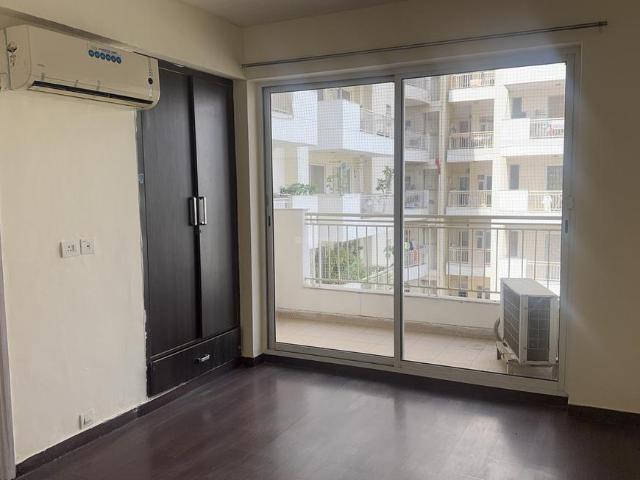 3 BHK Apartment in Sector 67 for rent Gurgaon. The reference number is 20427647