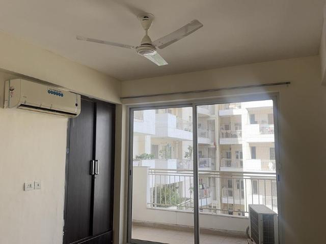 3 BHK Apartment in Sector 67 for rent Gurgaon. The reference number is 20427380