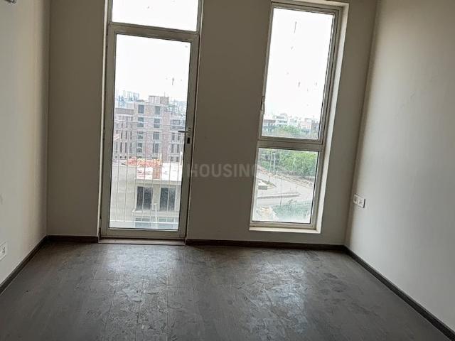 3 BHK Apartment in Sector 67 for resale Gurgaon. The reference number is 18137115