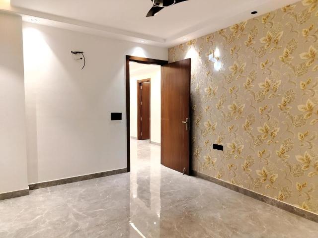 3 BHK Apartment in Sector 67 for resale Gurgaon. The reference number is 19271309