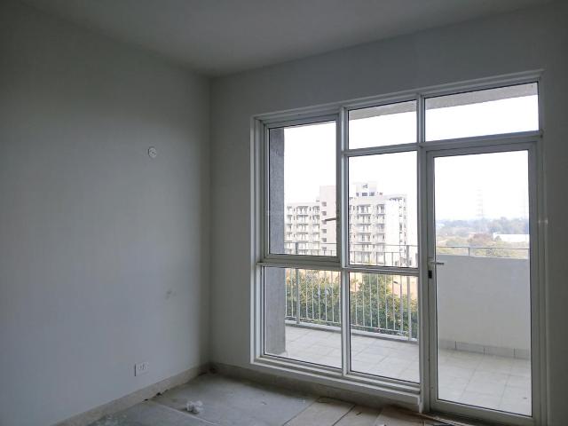 3 BHK Apartment in Sector 67 for resale Gurgaon. The reference number is 19281931
