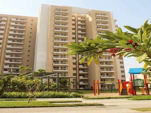3 BHK Apartment in Sector 67 for resale Gurgaon. The reference number is 19972591