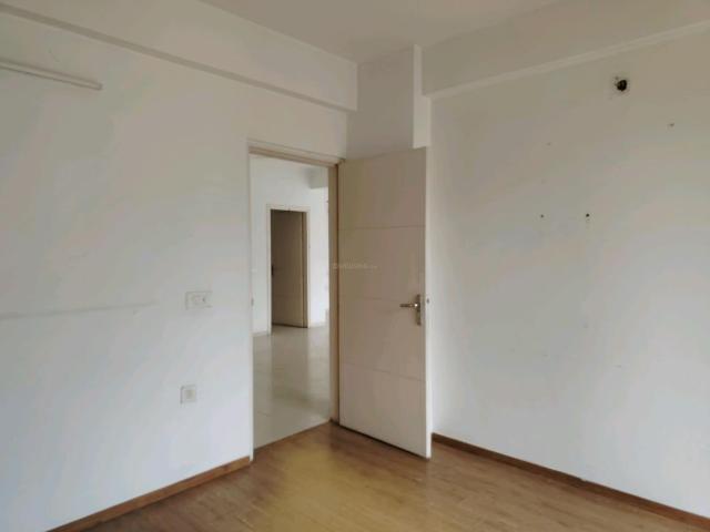 3 BHK Apartment in Sector 69 for rent Gurgaon. The reference number is 19489824