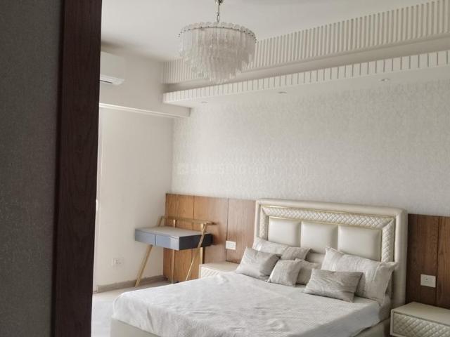 3 BHK Apartment in Sector 69 for rent Gurgaon. The reference number is 19794225