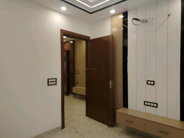 3 BHK Apartment in Sector 69 for rent Gurgaon. The reference number is 19829029
