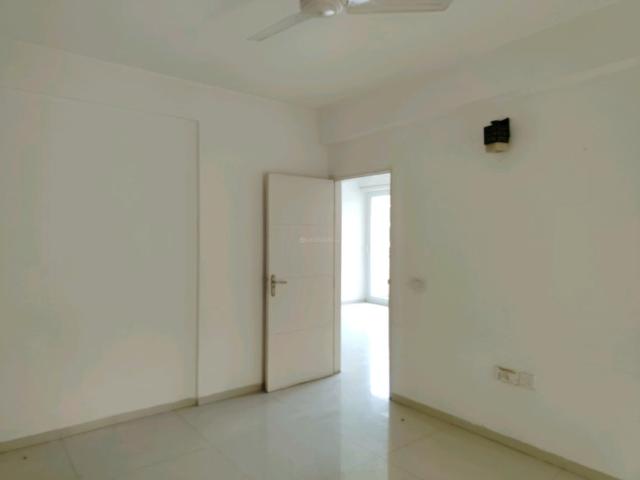 3 BHK Apartment in Sector 69 for rent Gurgaon. The reference number is 19829029