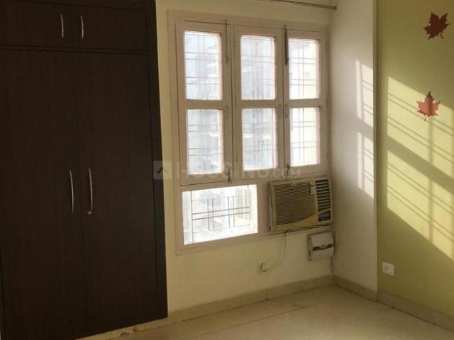 3 BHK Apartment in Sector 69 for rent Gurgaon. The reference number is 19835063