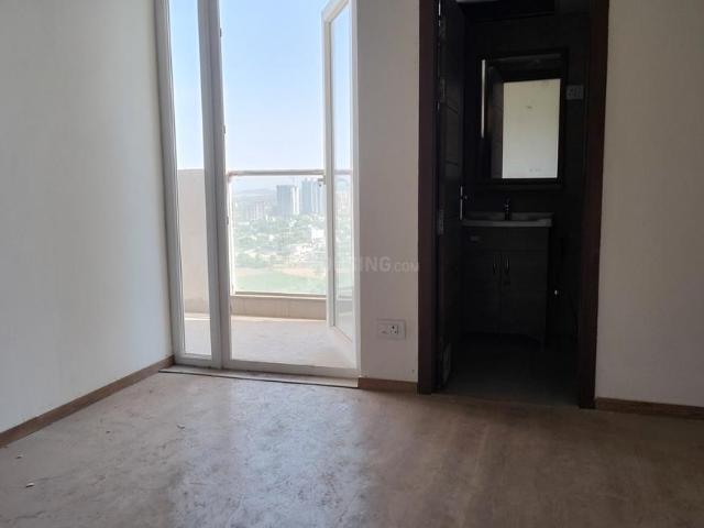 3 BHK Apartment in Sector 69 for rent Gurgaon. The reference number is 19978630