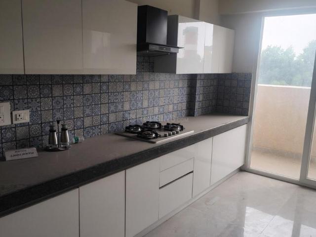 3 BHK Apartment in Sector 69 for rent Gurgaon. The reference number is 20597571