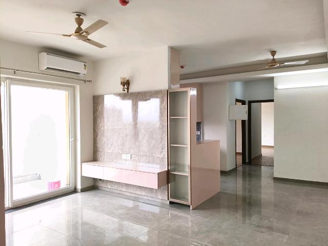 3 BHK Apartment in Sector 69 for rent Gurgaon. The reference number is 20696641