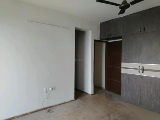 3 BHK Apartment in Sector 69 for rent Gurgaon. The reference number is 20793893