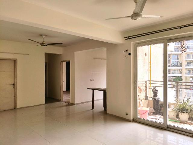 3 BHK Apartment in Sector 69 for rent Gurgaon. The reference number is 20932920