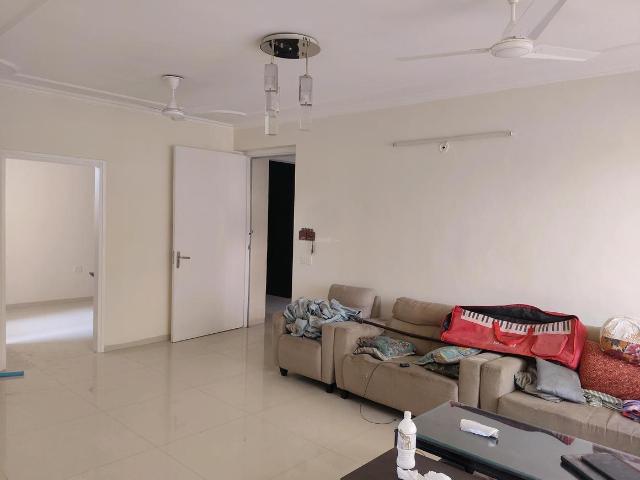3 BHK Apartment in Sector 69 for rent Gurgaon. The reference number is 20043119
