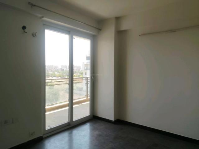 3 BHK Apartment in Sector 69 for rent Gurgaon. The reference number is 20154741