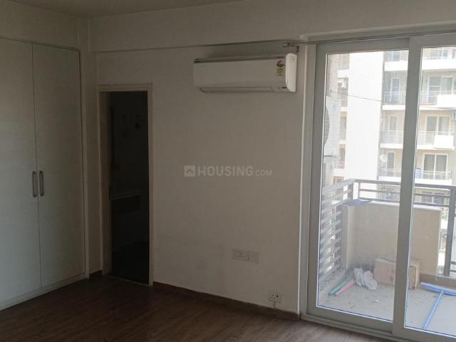 3 BHK Apartment in Sector 69 for resale Gurgaon. The reference number is 19794838