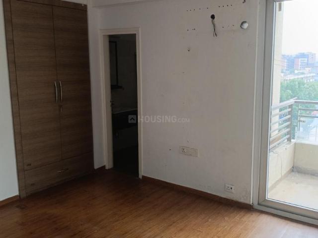 3 BHK Apartment in Sector 69 for resale Gurgaon. The reference number is 19818221