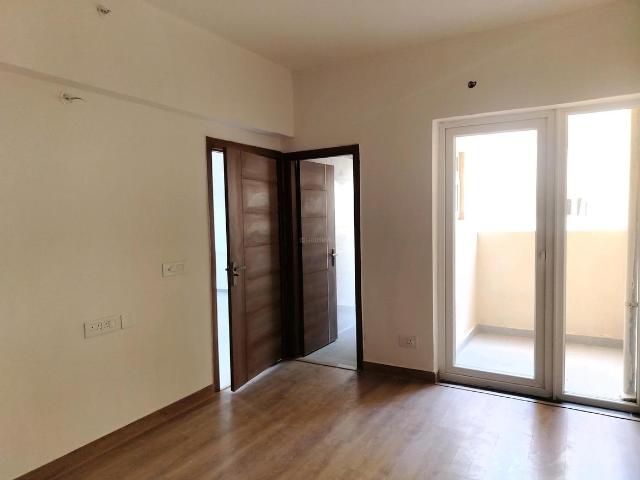3 BHK Apartment in Sector 69 for resale Gurgaon. The reference number is 20043526