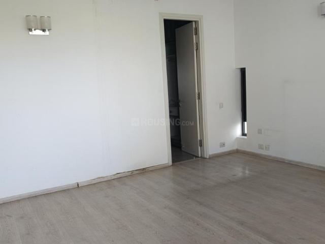 3 BHK Apartment in Sector 60 for resale Gurgaon. The reference number is 19945681