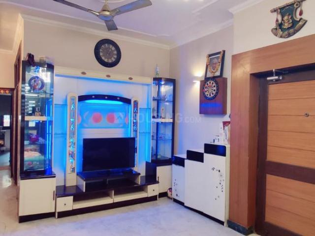 3 BHK Apartment in Sector 61 for rent Noida. The reference number is 20541417