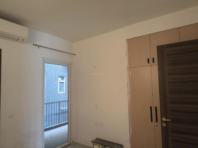 3 BHK Apartment in Sector 61 for rent Gurgaon. The reference number is 19770048
