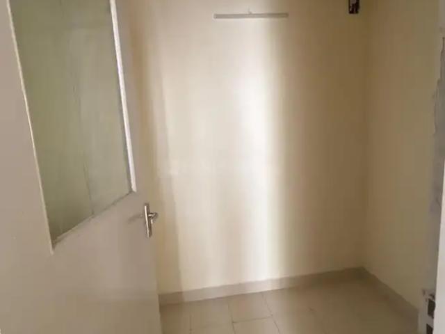 3 BHK Apartment in Sector 61 for rent Gurgaon. The reference number is 19964195
