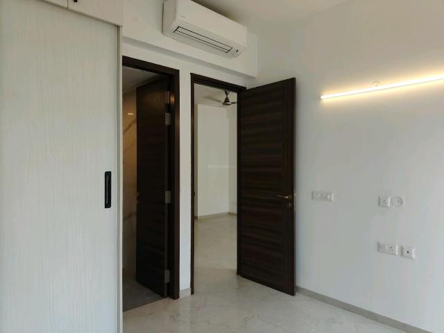 3 BHK Apartment in Sector 61 for rent Gurgaon. The reference number is 20416363
