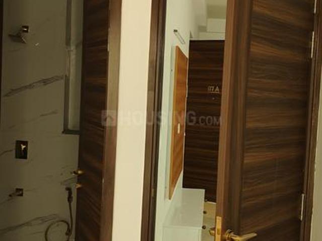 3 BHK Apartment in Sector 61 for rent Gurgaon. The reference number is 20291735