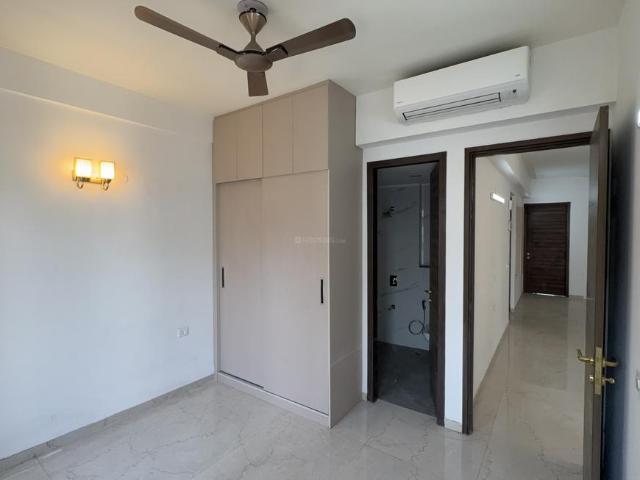 3 BHK Apartment in Sector 61 for rent Gurgaon. The reference number is 20294038