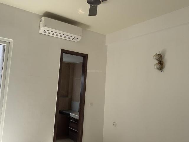 3 BHK Apartment in Sector 61 for rent Gurgaon. The reference number is 20308042
