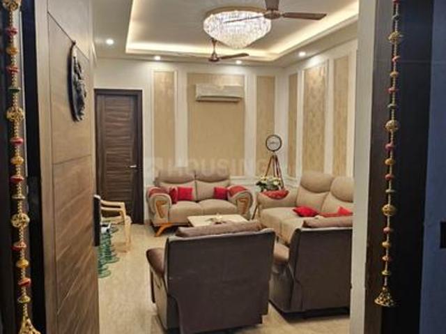 3 BHK Apartment in Sector 61 for rent Gurgaon. The reference number is 20382221