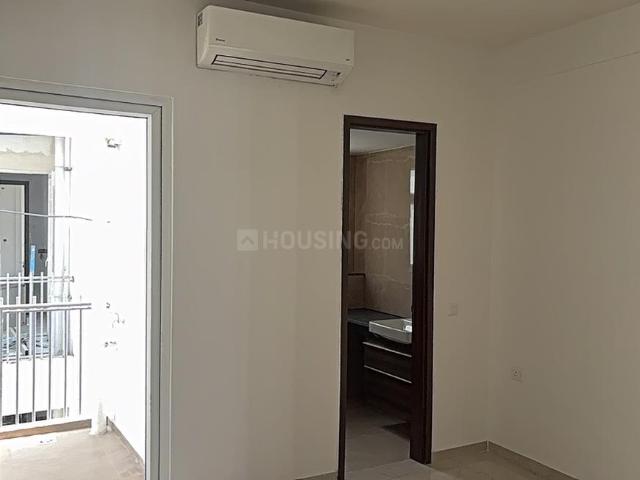 3 BHK Apartment in Sector 61 for resale Gurgaon. The reference number is 20112925