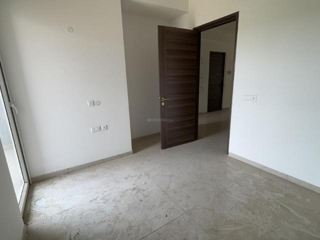 3 BHK Apartment in Sector 61 for resale Gurgaon. The reference number is 20535426