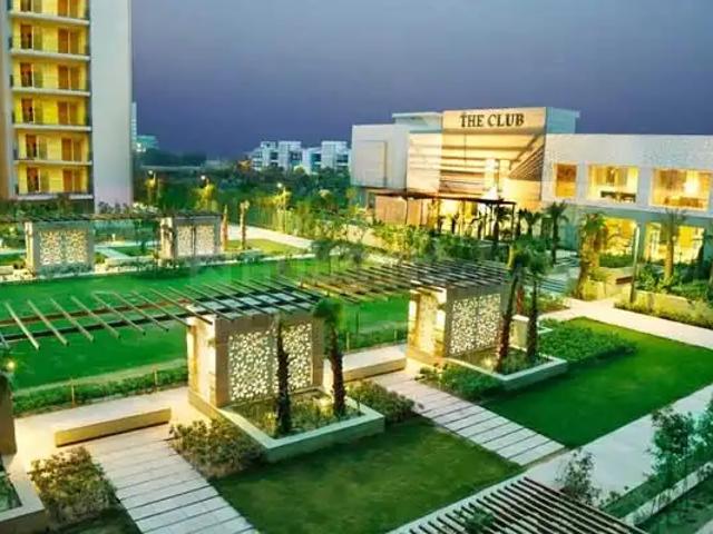 3 BHK Apartment in Sector 61 for resale Gurgaon. The reference number is 20677339
