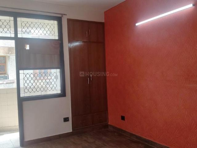 3 BHK Apartment in Sector 62 for rent Noida. The reference number is 20561042