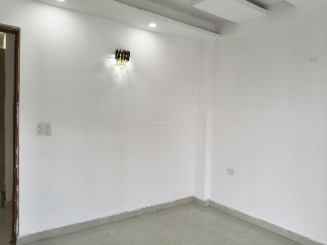 3 BHK Apartment in Sector 62 for rent Gurgaon. The reference number is 19630303