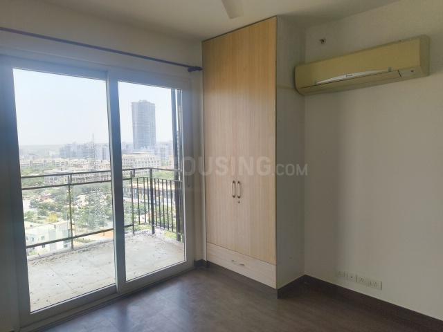 3 BHK Apartment in Sector 62 for rent Gurgaon. The reference number is 20292324