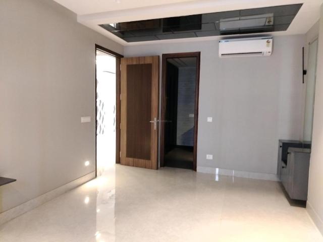 3 BHK Apartment in Sector 62 for resale Gurgaon. The reference number is 17466015