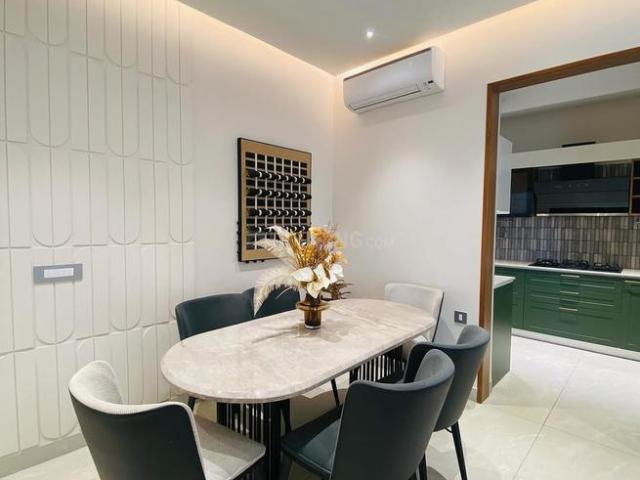 3 BHK Apartment in Sector 62 for resale Gurgaon. The reference number is 19946389