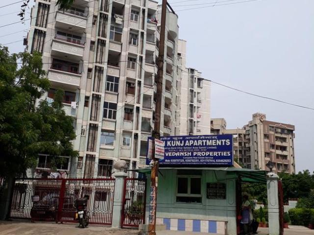 3 BHK Apartment in Sector 62 for resale Noida. The reference number is 20487537
