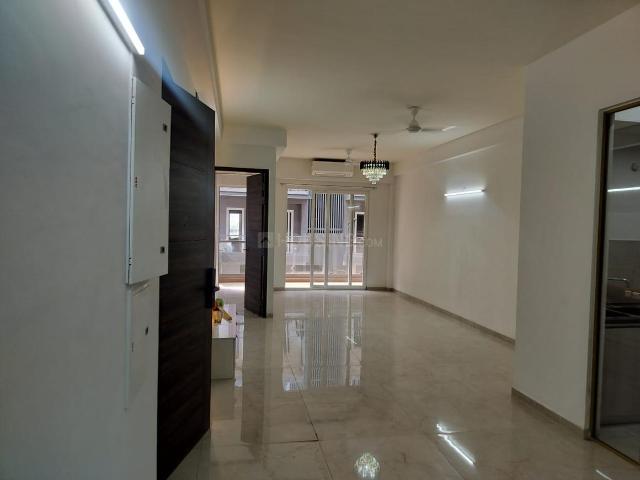 3 BHK Apartment in Sector 63 for rent Gurgaon. The reference number is 20007200